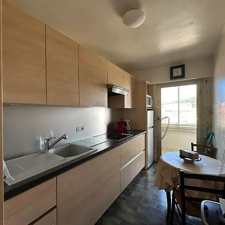 A017-charmant 2 Pieces A 200m De La Croisette * Κάννες